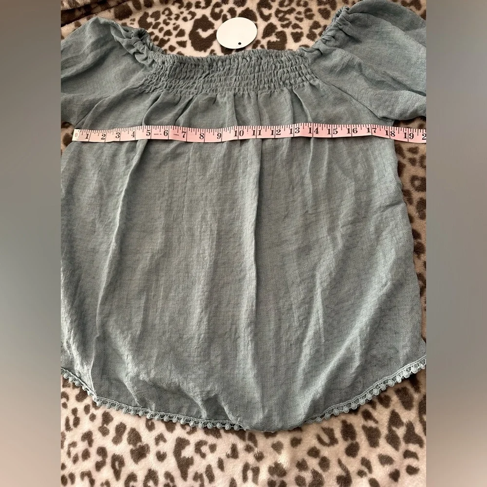 Boutique Off the Shoulder Blouse in Blue Green Size Medium - Picture 14 of 17